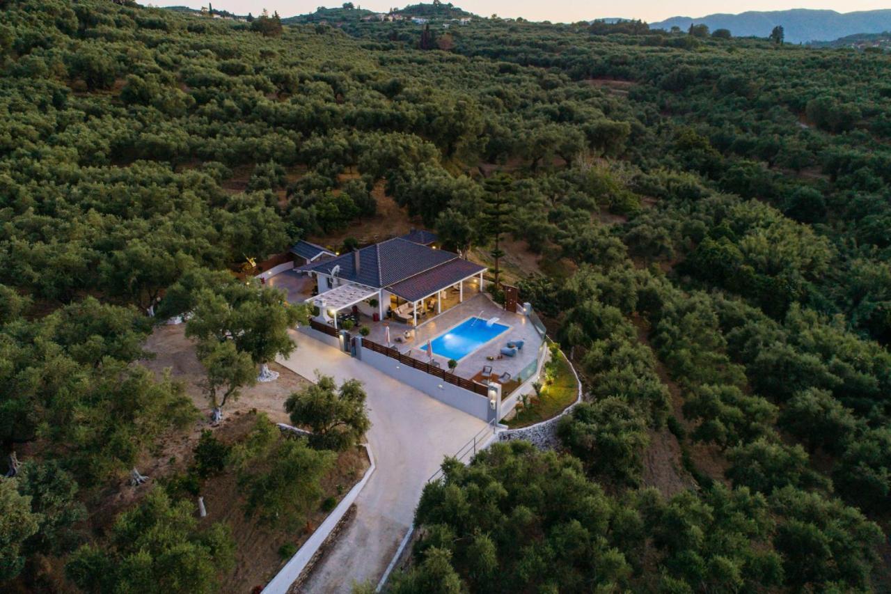 Villa Venia - Cozy Escape With Scenic Sew View, By Zantewize Tragáki Kültér fotó