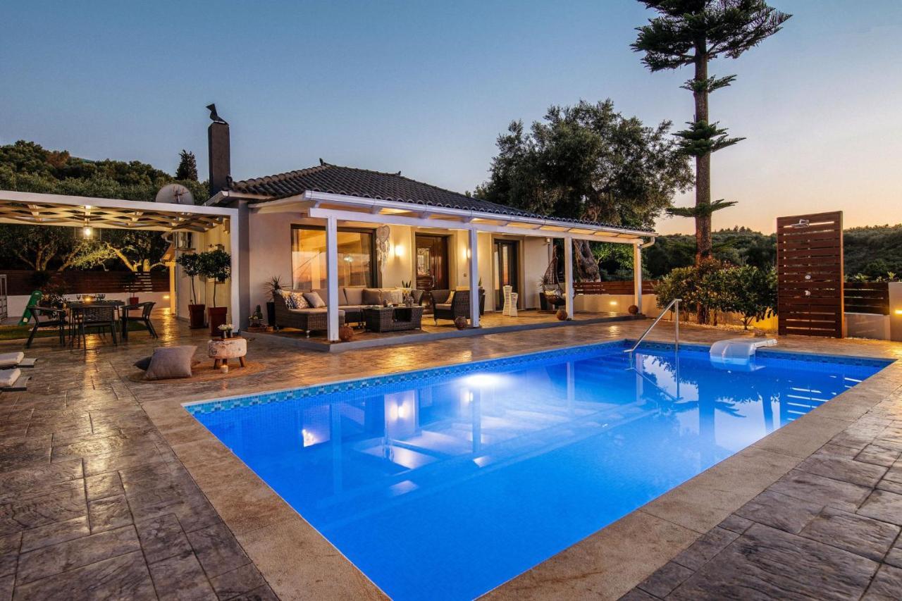 Villa Venia - Cozy Escape With Scenic Sew View, By Zantewize Tragáki Kültér fotó