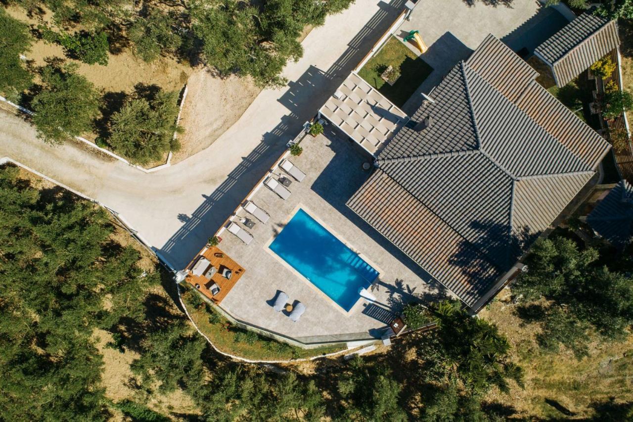 Villa Venia - Cozy Escape With Scenic Sew View, By Zantewize Tragáki Kültér fotó
